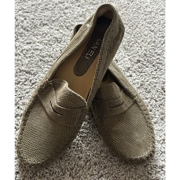 Vaneli Shoes Womens 7.5M Penny Loafers Green Slip On Casual Comfort Low Top Flat - Picture 1 of 11